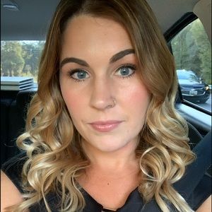 Meet your Posher, Molly